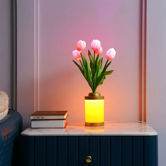 Transfrontalier Chaud et Moderne Minimaliste Chambre Chevet Veilleuse Connexion USB 5ème Batterie Creative LED Fleur Vase Lampe Éclairage De Table Décoratif